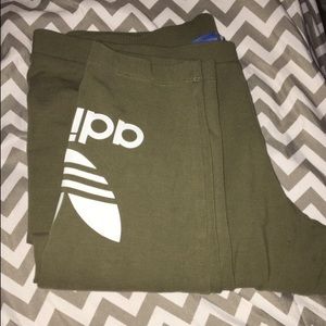 Adidas leggings